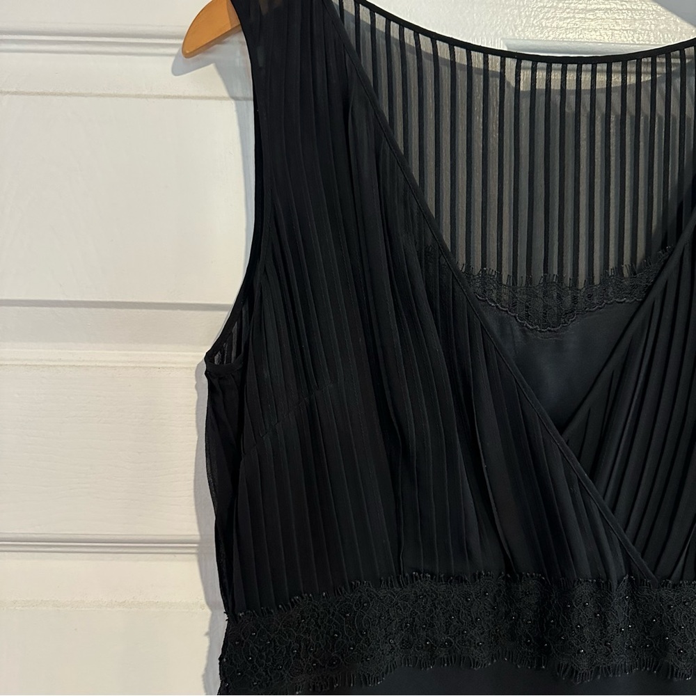 Ann Taylor Black Sleeveless Knee Length V-Neck with attached slip Silk Dress